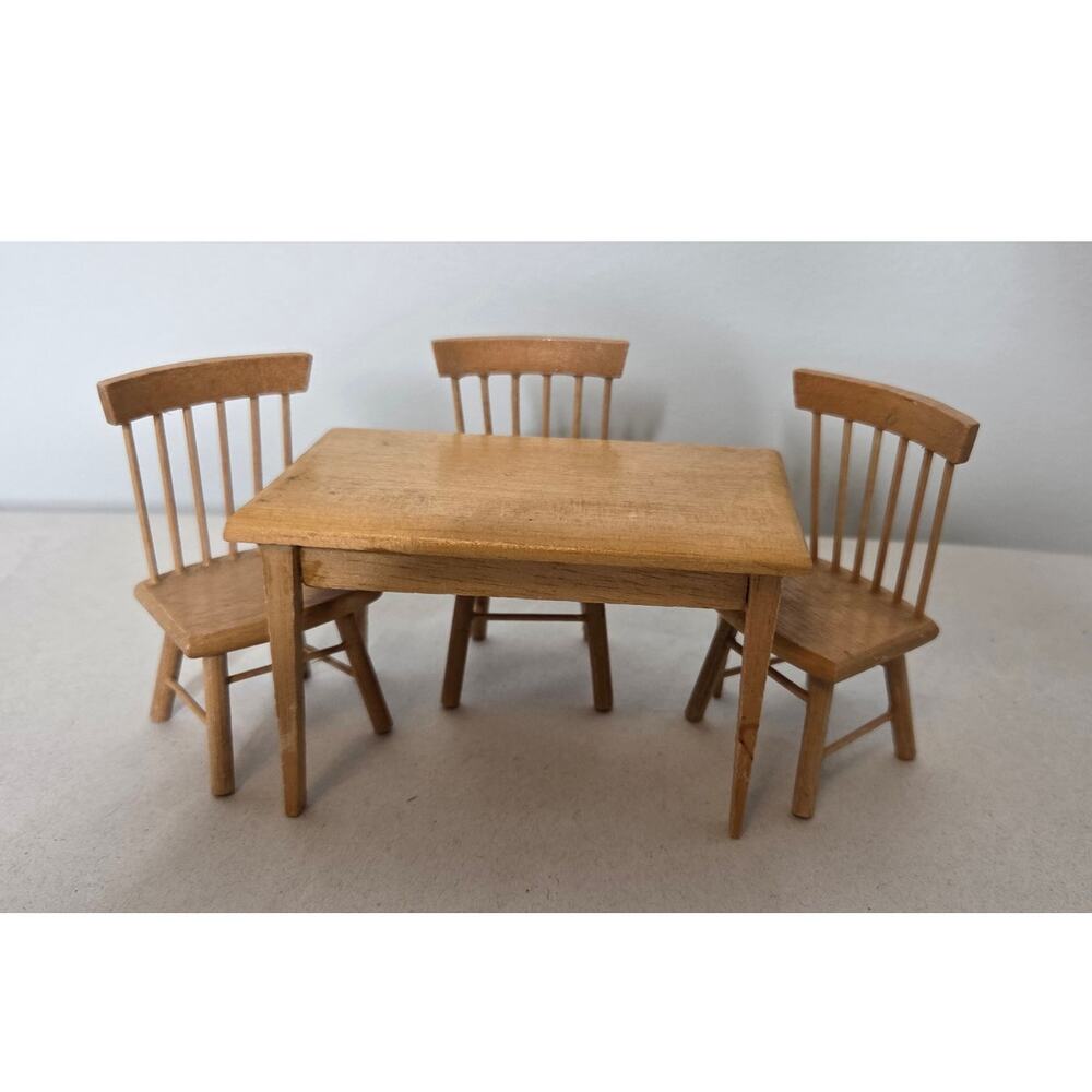 Dollhouse Dining Table And Chairs